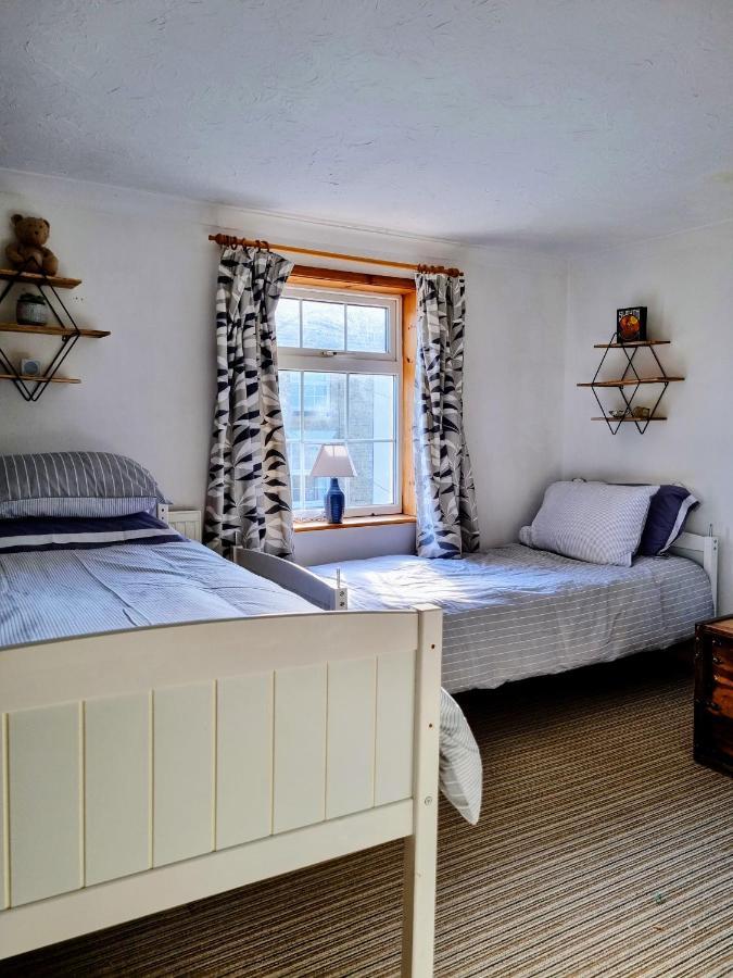 2 Bedroom House Within Walking Distance Of Town Каус Екстер'єр фото